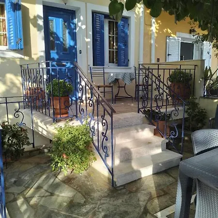 Kali's Comfort Holiday home Karavomylos